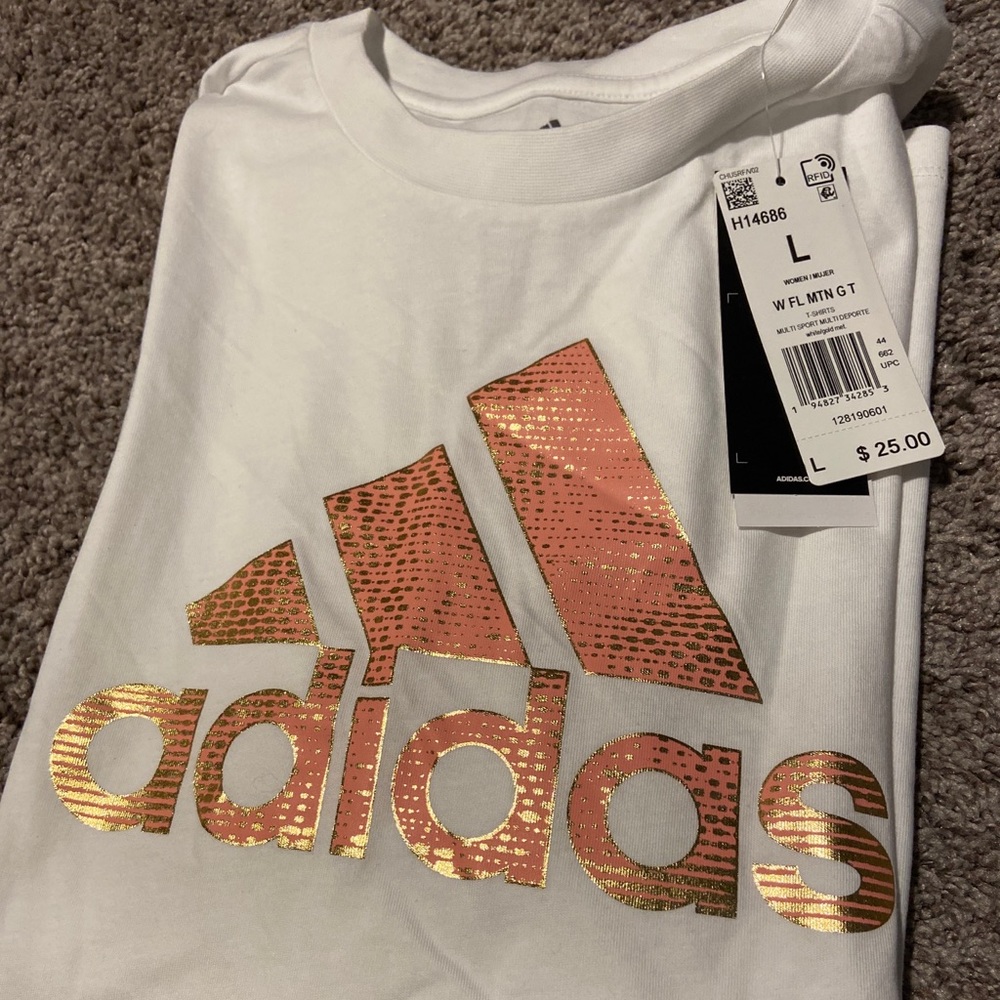 Adidas T-shirt